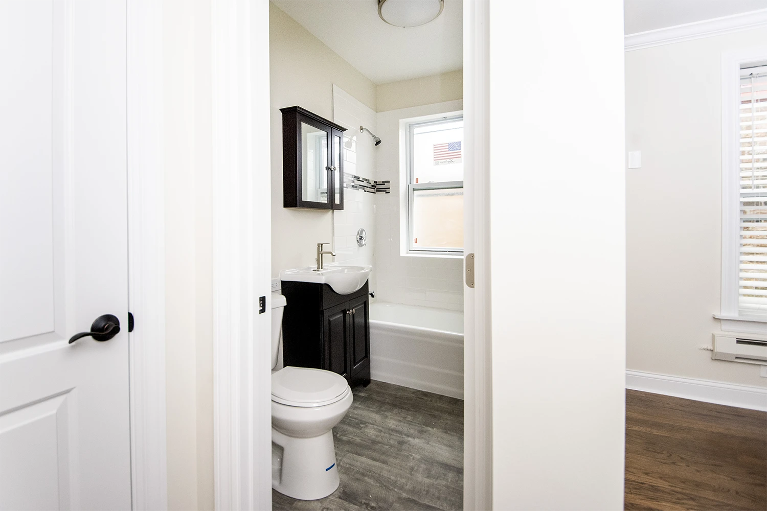 918 Green Bay Rd Apt 2J, Winnetka IL properties 916-20-green-bay-rd-winnetka-il-60093 918-2j
