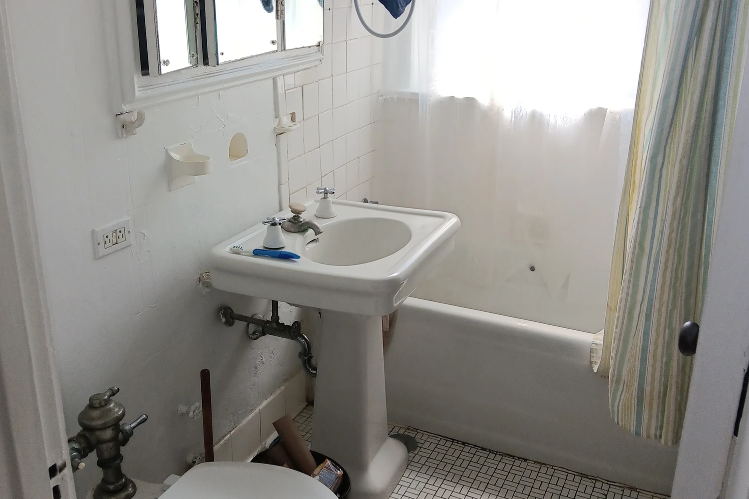 918 Green Bay Rd Apt 2K, Winnetka IL properties 916-20-green-bay-rd-winnetka-il-60093 918-2k