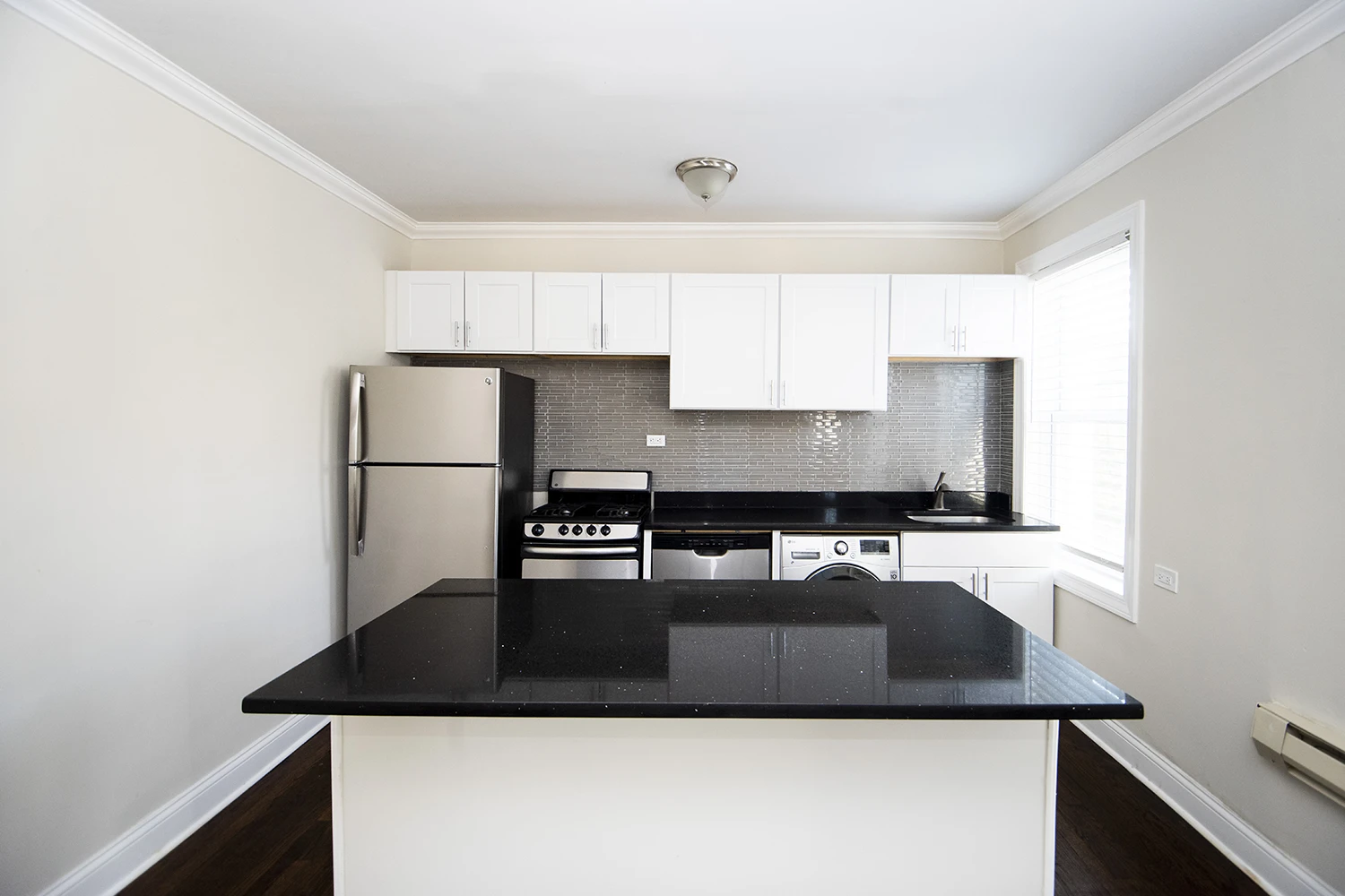 918 Green Bay Rd Apt 3B, Winnetka IL properties 916-20-green-bay-rd-winnetka-il-60093 918-3b
