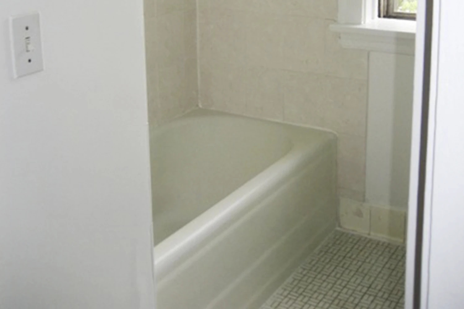 918 Green Bay Rd Apt 3F, Winnetka IL properties 916-20-green-bay-rd-winnetka-il-60093 918-3f