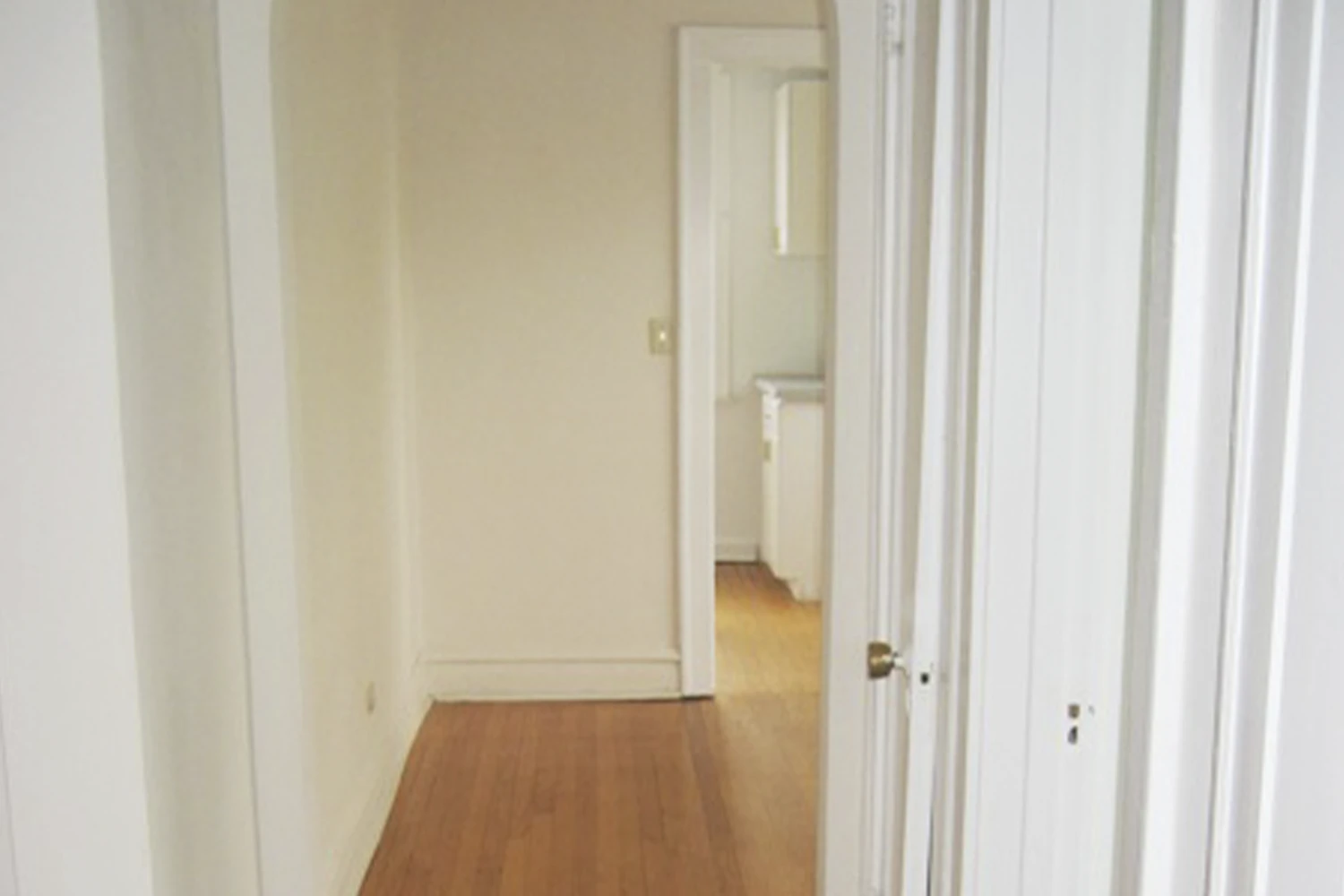 918 Green Bay Rd Apt 3F, Winnetka IL properties 916-20-green-bay-rd-winnetka-il-60093 918-3f