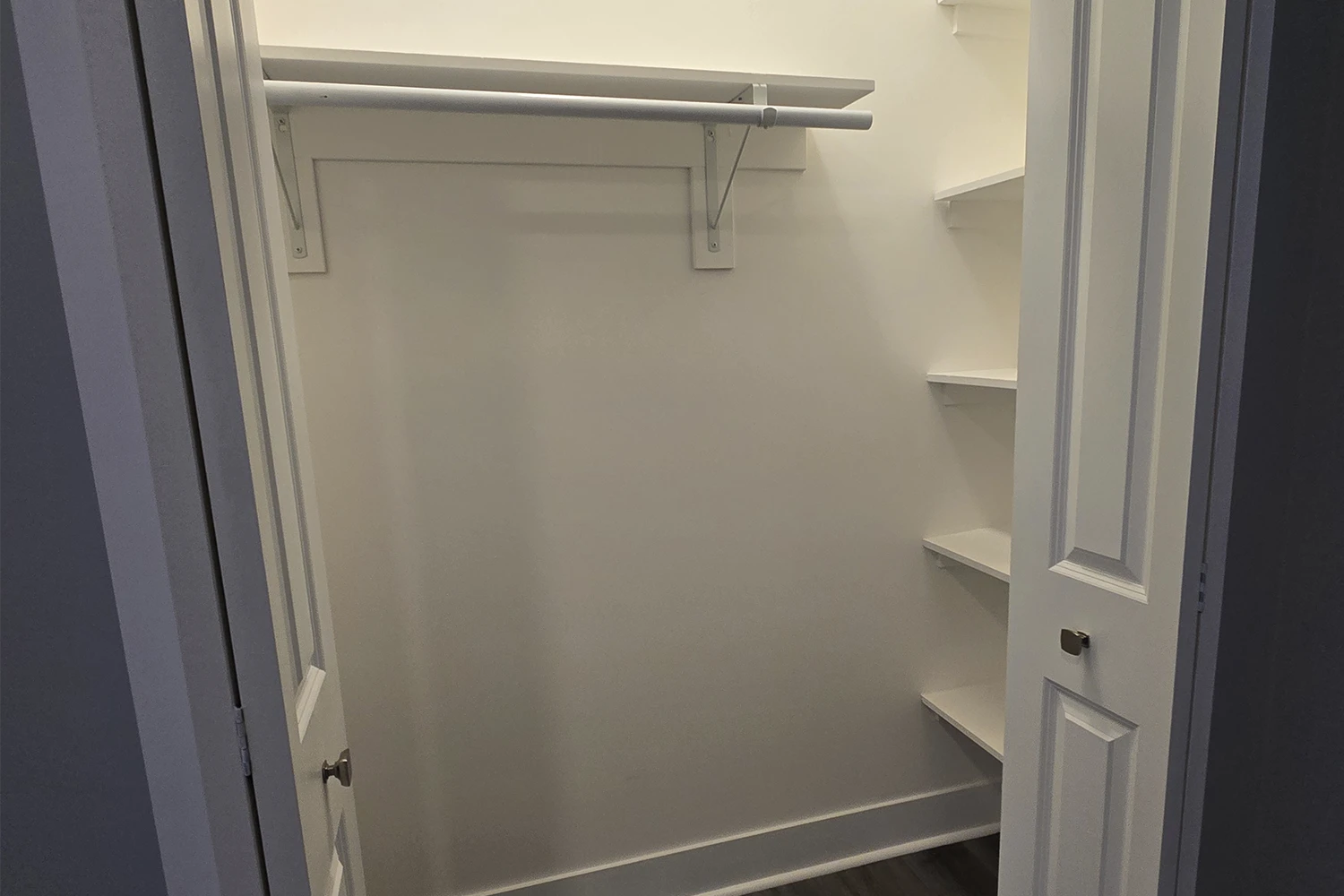 923 W Waveland Ave Apt 1D, Chicago IL properties 915-23-w-waveland-chicago-il-60613-lake-view 923-1d