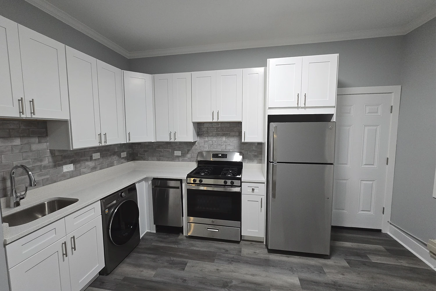 923 W Waveland Ave Apt 1D, Chicago IL properties 915-23-w-waveland-chicago-il-60613-lake-view 923-1d
