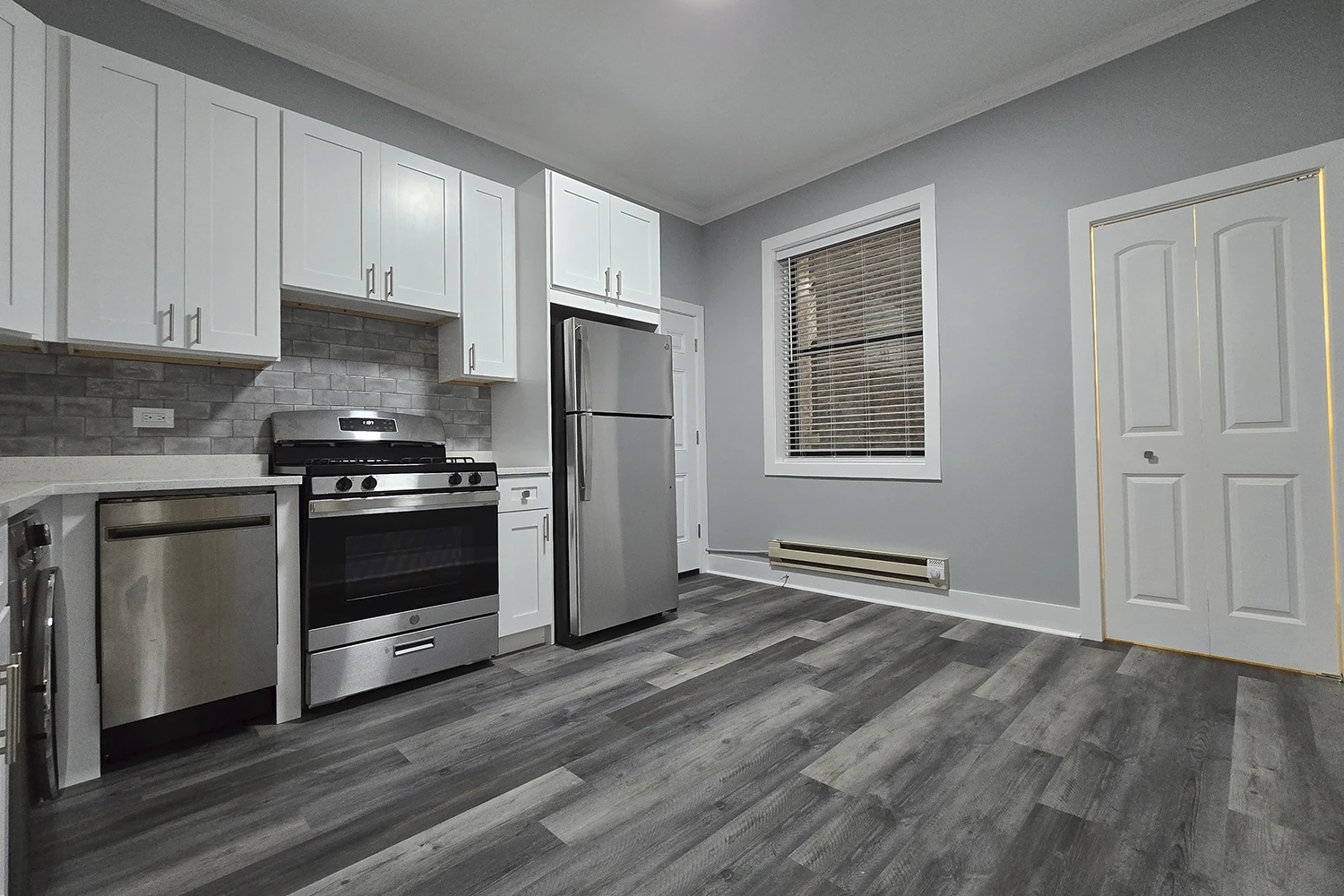 923 W Waveland Ave Apt 1D, Chicago IL properties 915-23-w-waveland-chicago-il-60613-lake-view 923-1d