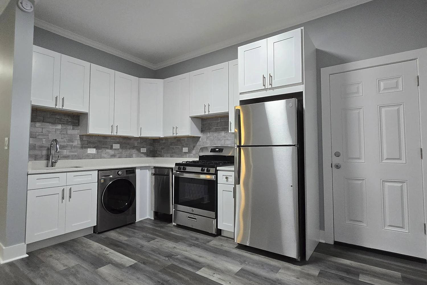 923 W Waveland Ave Apt 1D, Chicago IL properties 915-23-w-waveland-chicago-il-60613-lake-view 923-1d