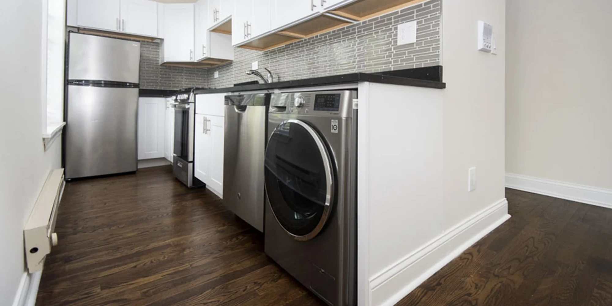 923 W Waveland Ave Apt 2B, Chicago IL properties 915-23-w-waveland-chicago-il-60613-lake-view 923-2b