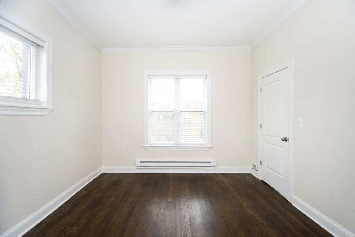 923 W Waveland Ave Apt 2B, Chicago IL properties 915-23-w-waveland-chicago-il-60613-lake-view 923-2b