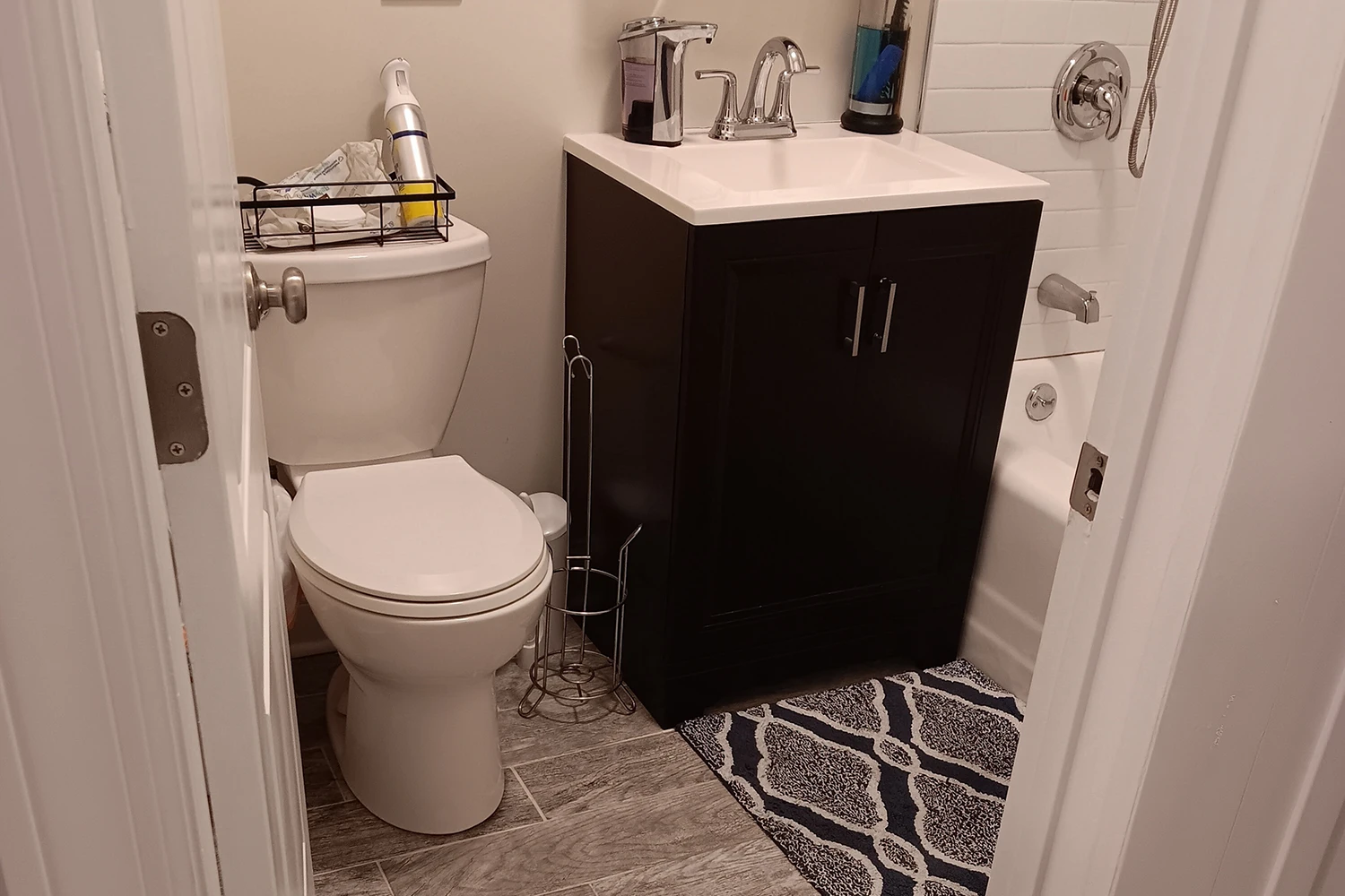 2905 N Mildred Ave Apt 2, Chicago IL properties 2905-09-n-mildred-chicago-il-60657-lake-view 2905-2   