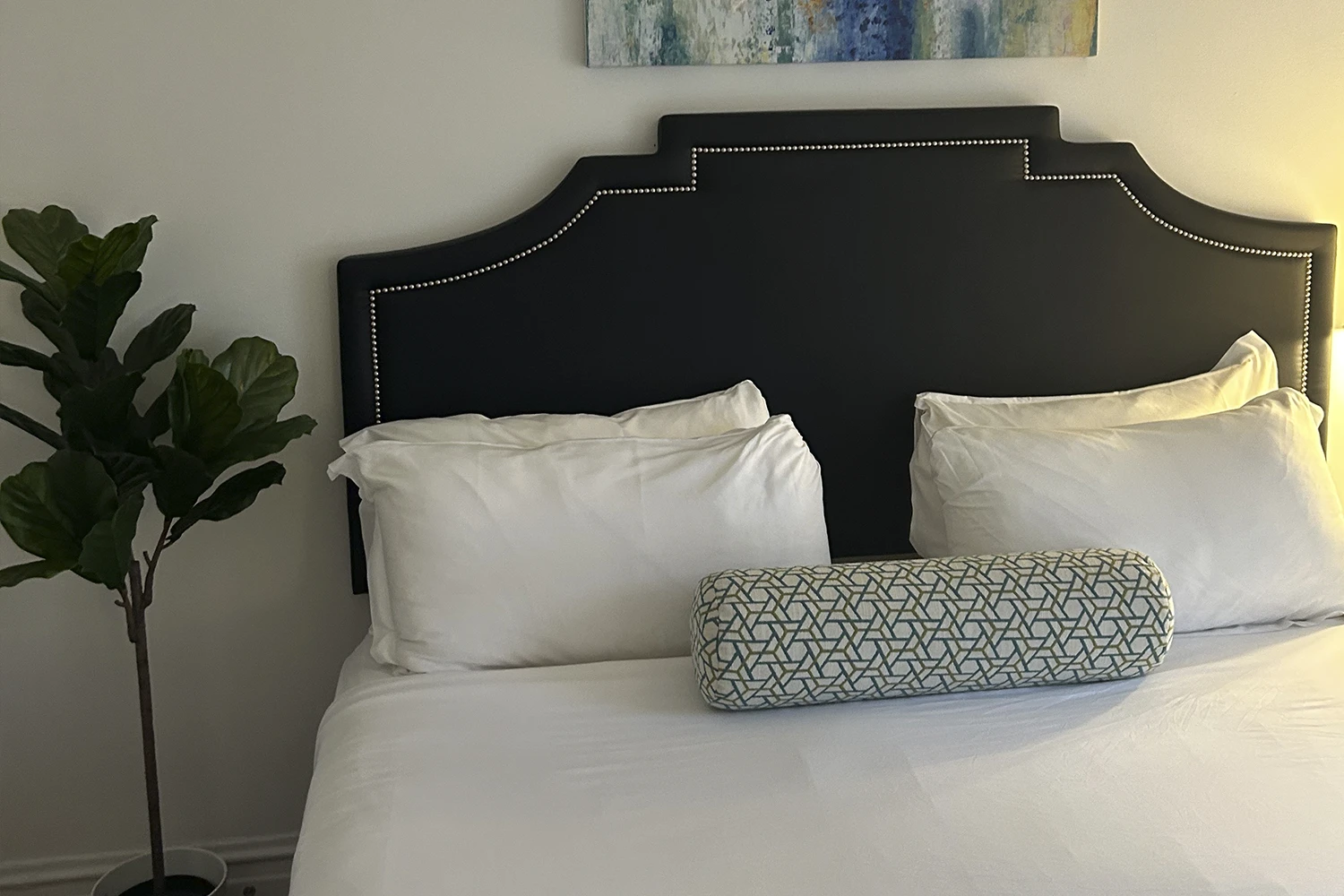 1911 W. Larchmont Ave Apt 2B, Chicago IL properties 1909-13-w-larchmont-ave-chicago-il-60613-north-center 1911-2b   