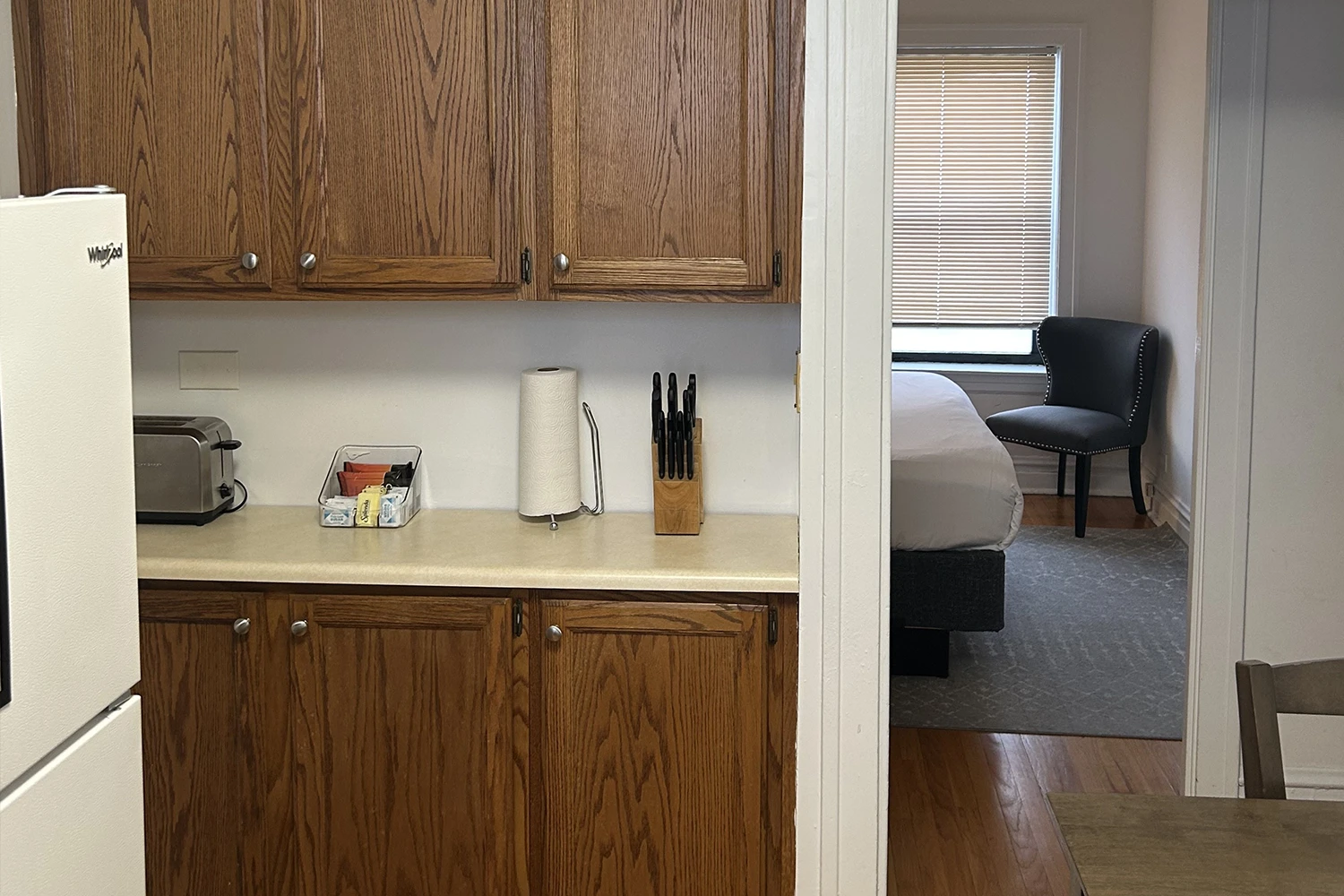 1911 W. Larchmont Ave Apt 2B, Chicago IL properties 1909-13-w-larchmont-ave-chicago-il-60613-north-center 1911-2b   