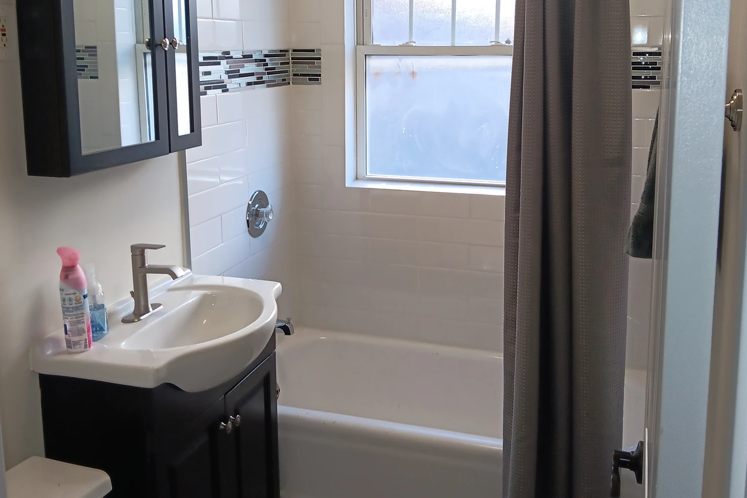 918 Green Bay Rd Apt 2A, Winnetka IL properties 916-20-green-bay-rd-winnetka-il-60093 918-2a   