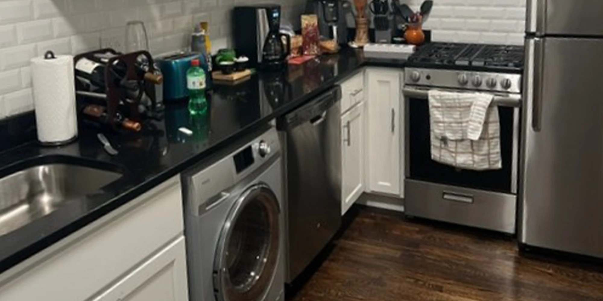 320 Lee St Apt 2, Evanston IL properties 312-320-lee-st-evanston-il-60202 320-2