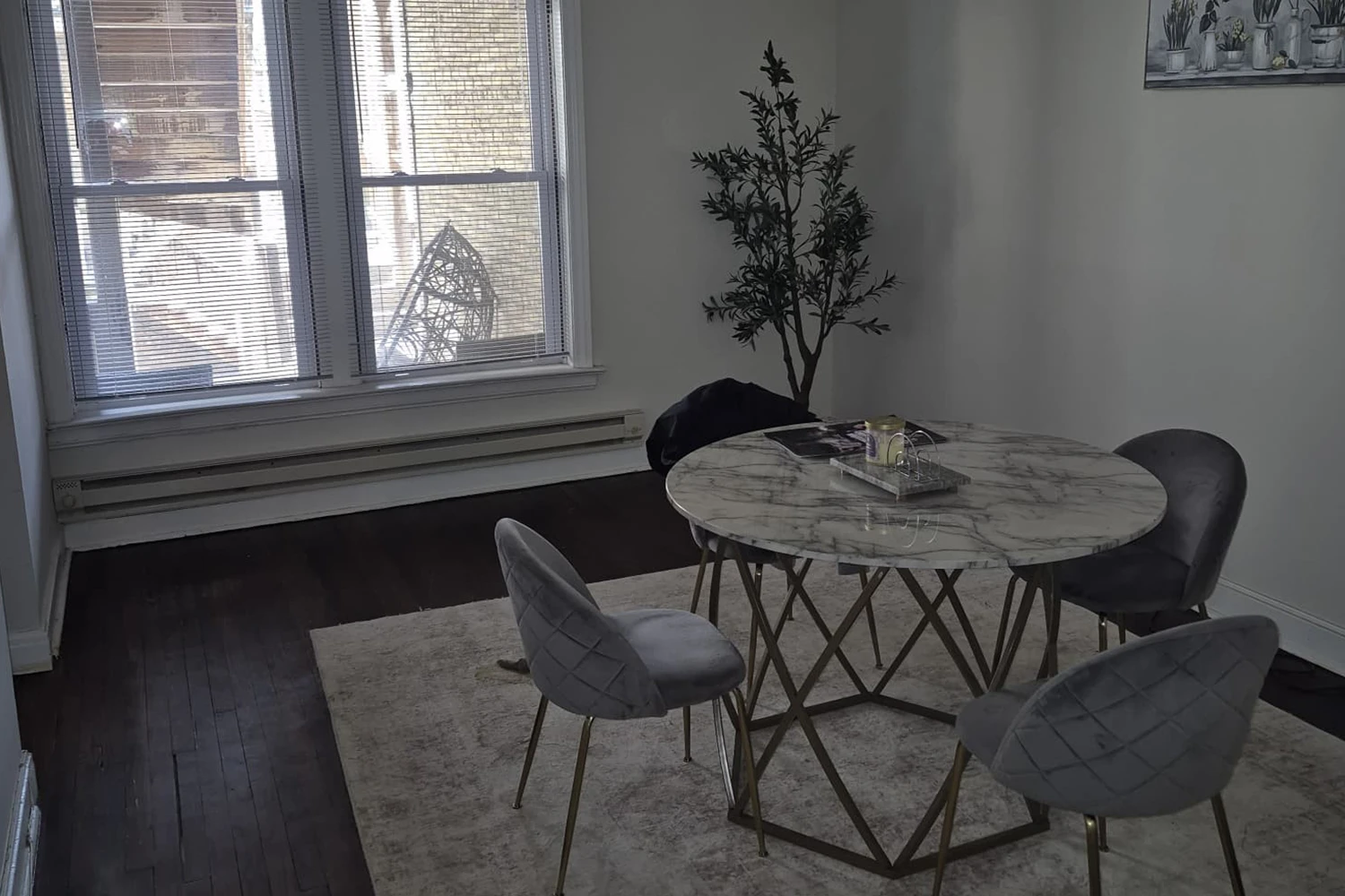 945 Judson Ave St Apt 1, Evanston IL properties 312-320-lee-st-evanston-il-60202 945-1   