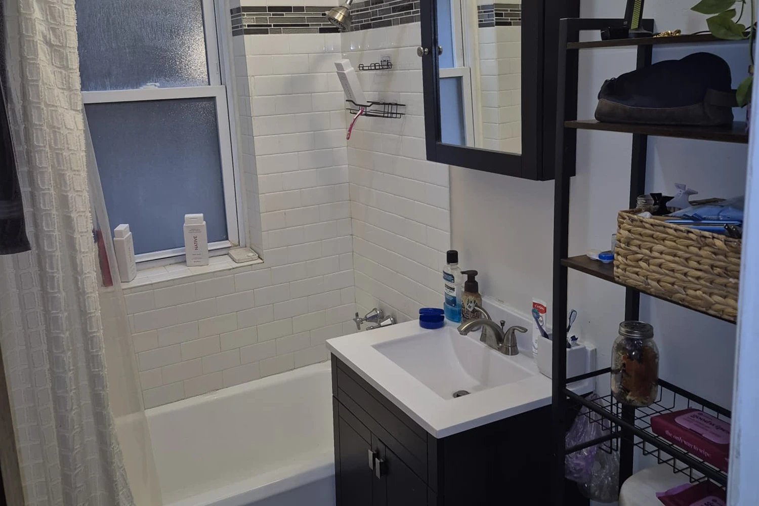 945 Judson Ave St Apt 1, Evanston IL properties 312-320-lee-st-evanston-il-60202 945-1   