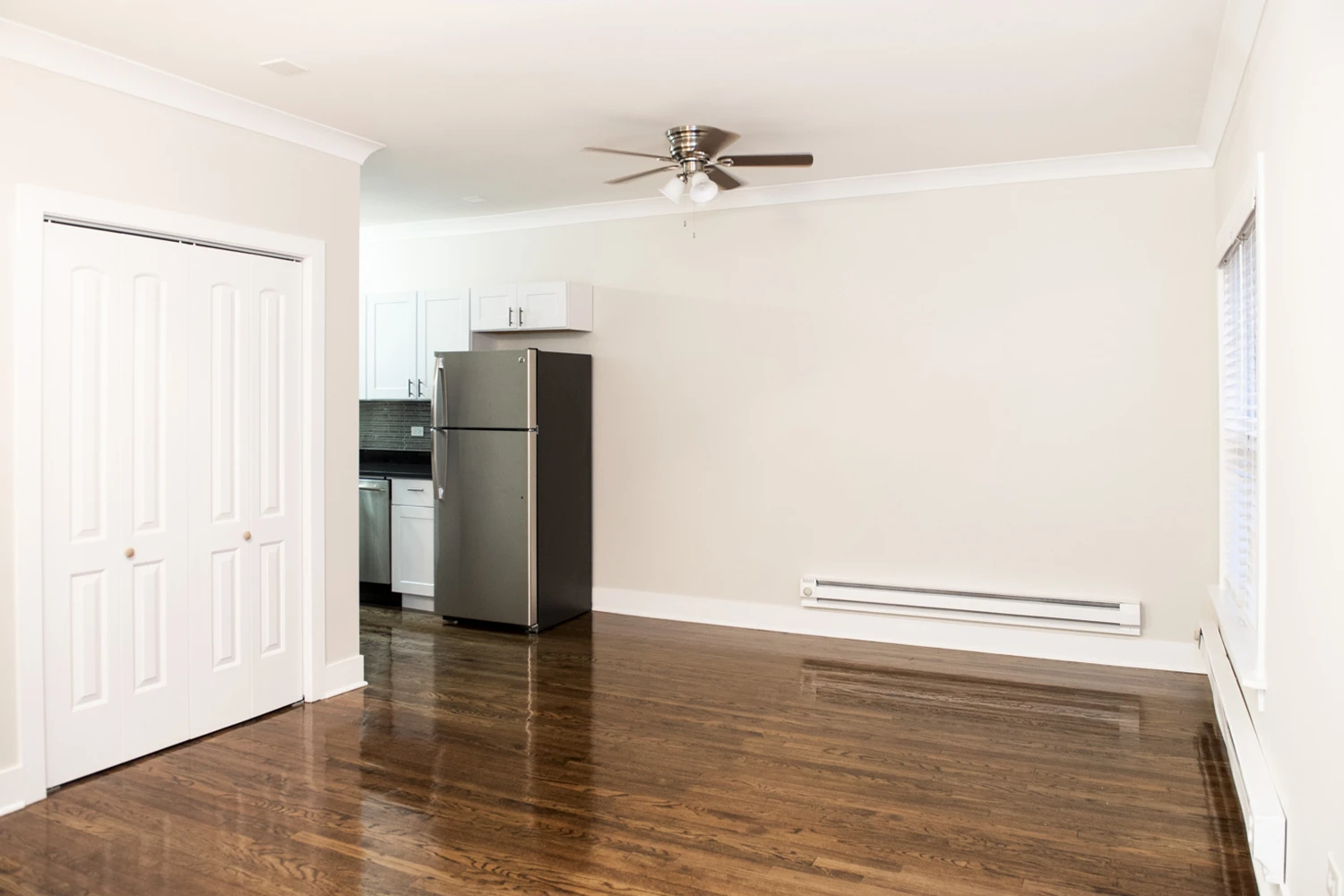730 W Roscoe St Apt 2S, Chicago IL properties 724-32-w-roscoe-st-chicago-il-60657-lake-view 730-2s