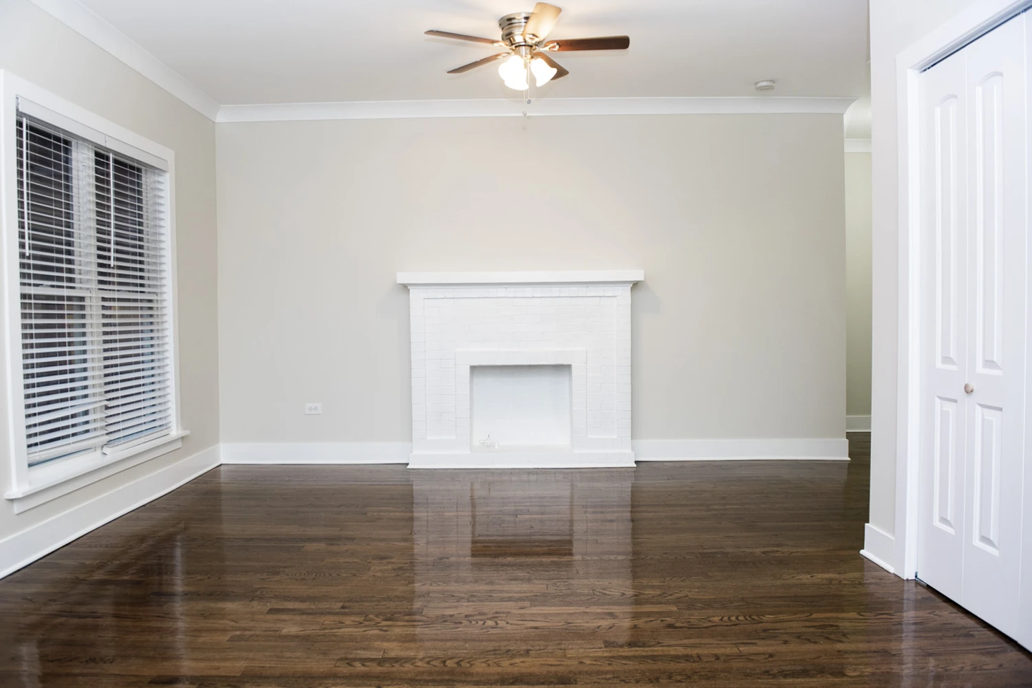 730 W Roscoe St Apt 2S, Chicago IL properties 724-32-w-roscoe-st-chicago-il-60657-lake-view 730-2s