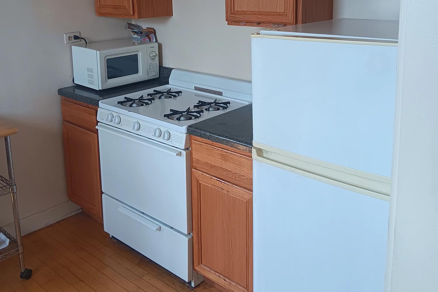 918 Green Bay Rd Apt 3E, Winnetka IL properties 916-20-green-bay-rd-winnetka-il-60093 918-3e   