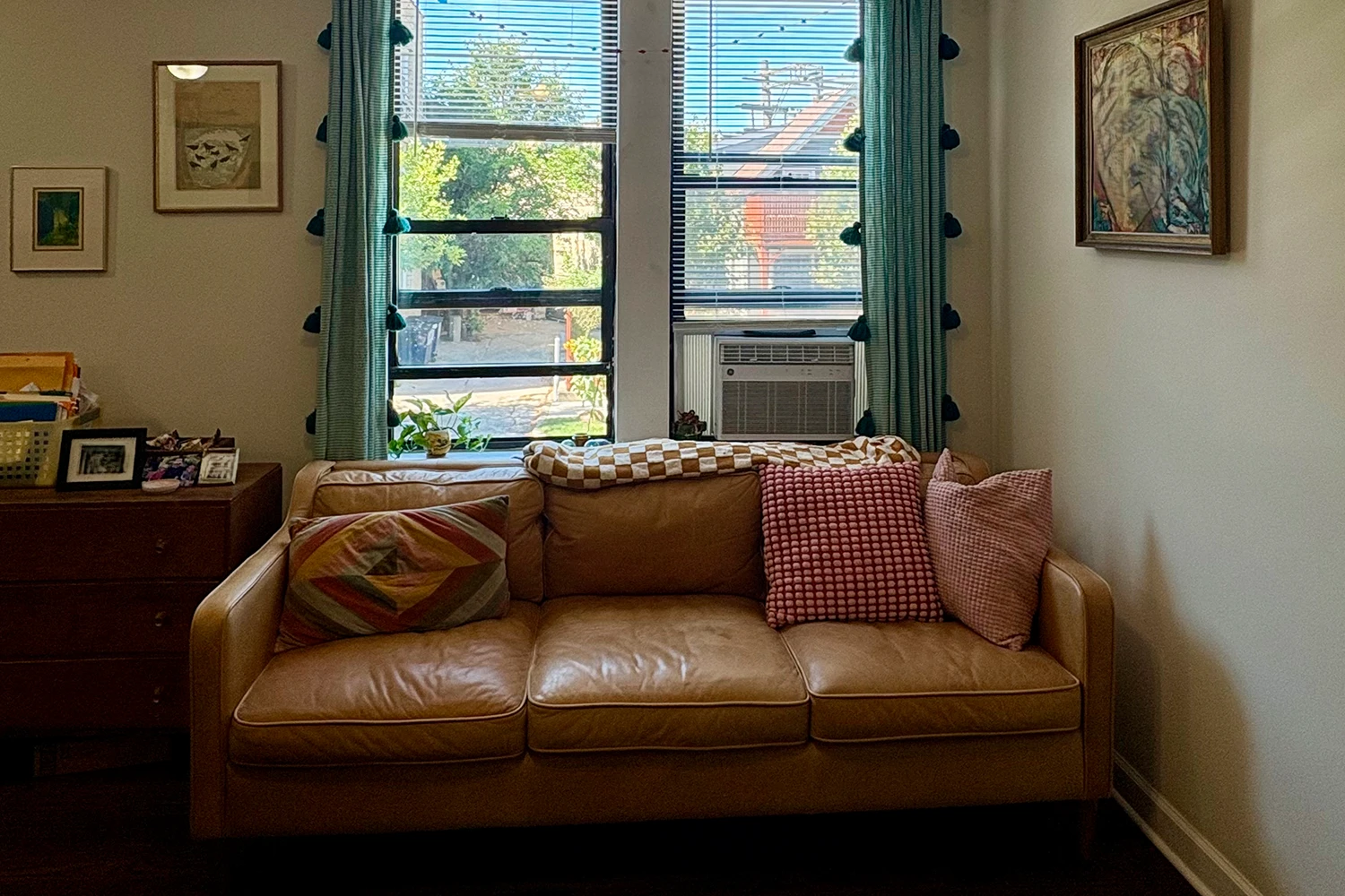 3345 N Marshfield Ave Apt 201, Chicago IL properties 3345-47-n-marshfield-chicago-il-60657-lake-view 3345-201   